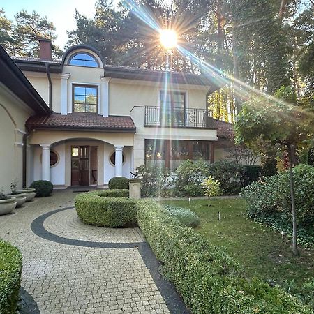 Luxury Villa Indoor Pool Warsaw Magdalenka 외부 사진