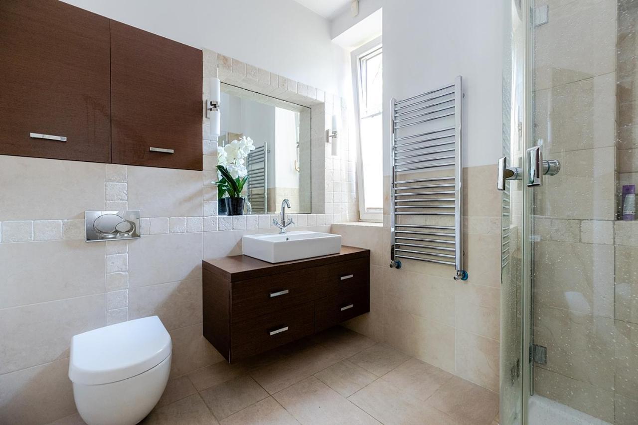 Luxury Villa Indoor Pool Warsaw Magdalenka 외부 사진