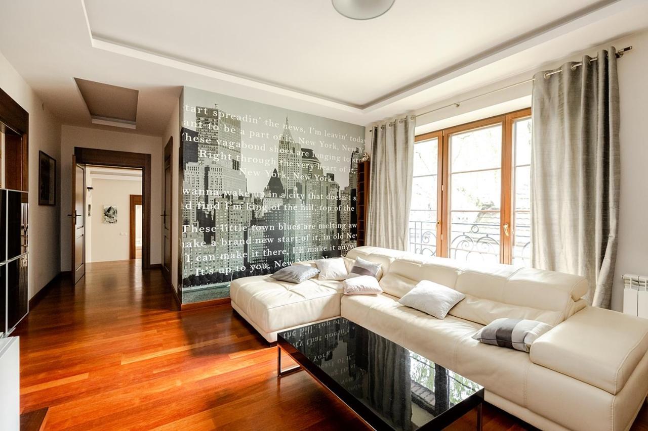 Luxury Villa Indoor Pool Warsaw Magdalenka 외부 사진