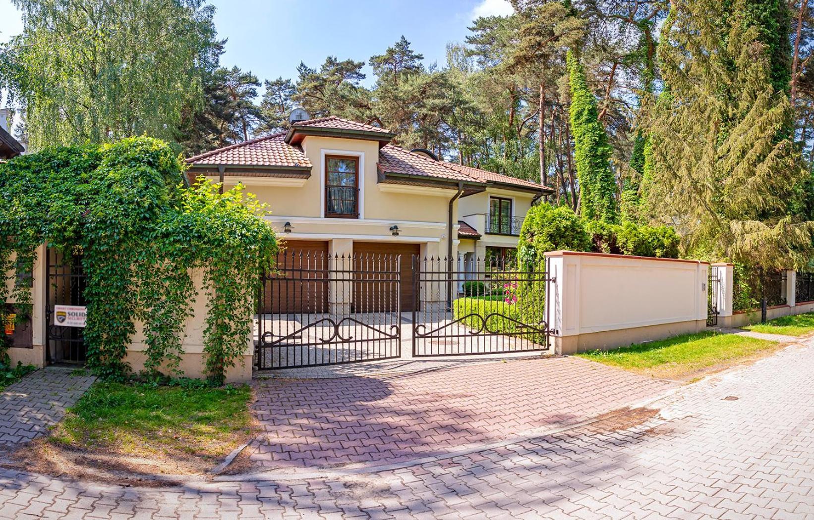 Luxury Villa Indoor Pool Warsaw Magdalenka 외부 사진